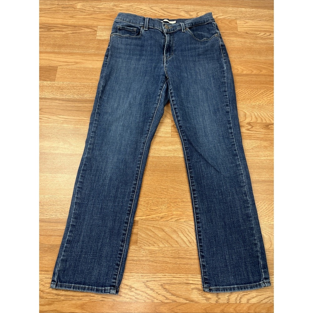 Levis Classic Straight Jeans Women's Size 8 Short